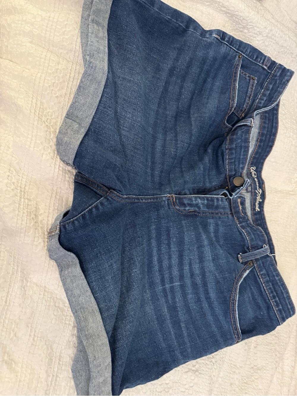 Universal thread Dark Wash Denim Cuffed Shorts